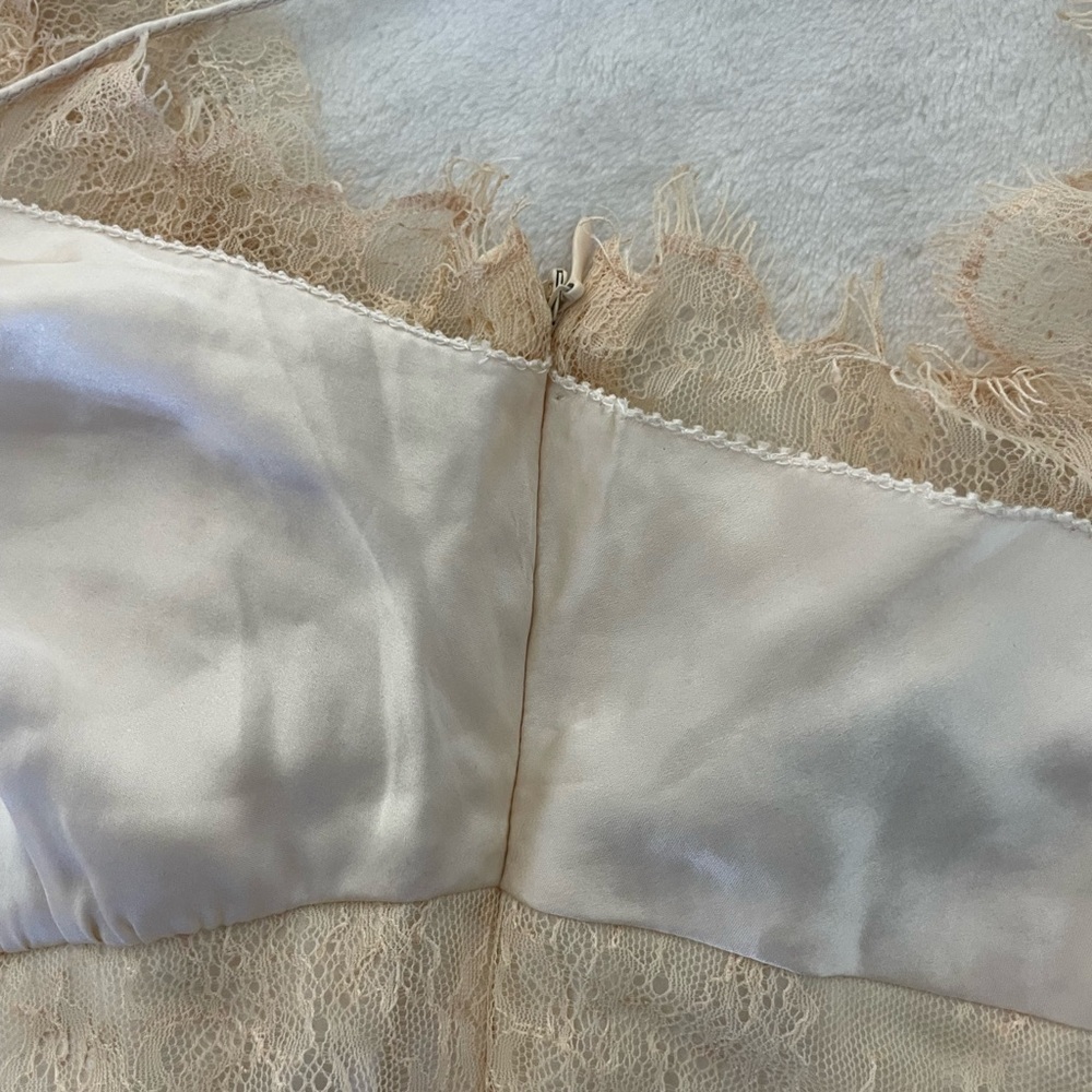 IROO Cream Satin and Lace Chemise - Picture 11 of 12
